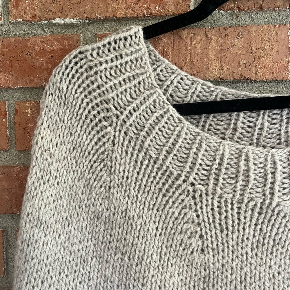 New Handmade Poncho Cape gray/beige BoHo Retro - Picture 5 of 8
